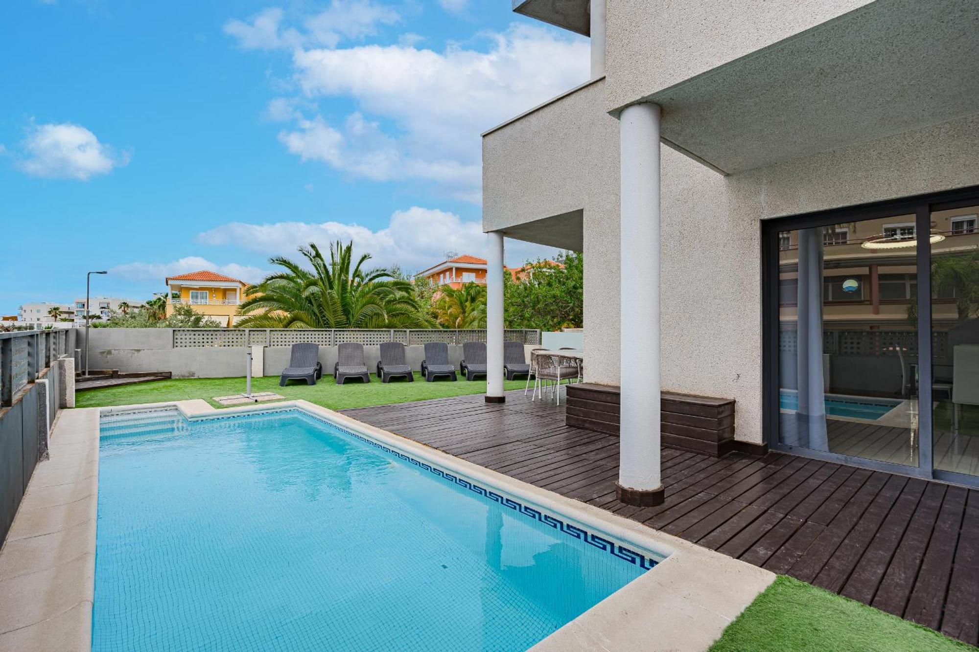 Casa Independiente Con Piscina Privada 阿德耶 外观 照片