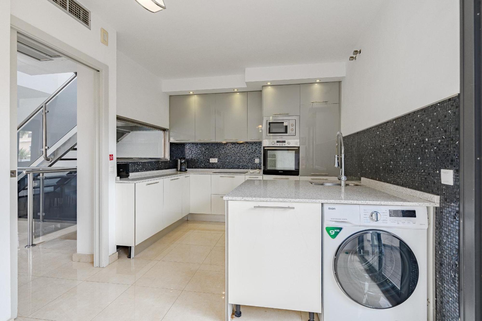 Casa Independiente Con Piscina Privada 阿德耶 外观 照片